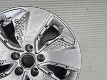Laden Sie das Bild in den Galerie-Viewer, 1x Alufelge 17 Zoll 7.0" 5x114.3 50ET 52910K4000 Hyundai Kona Rim Wheel FEL8123790191mo