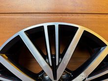 Laden Sie das Bild in den Galerie-Viewer, 1x Alufelge 17 Zoll 7.0" 5x112 43ET 5C0601025BQ VW Beetle Golf I Rim Wheel FEL5219179019md