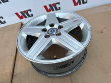 Load image into Gallery viewer, 1x Alufelge 16 Zoll 6.5" 5x108 52 5ET Glanz Silber 30671413 Volvo S40 I FEL8681027192qt