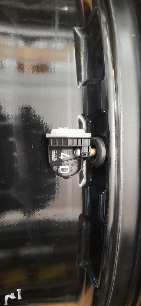 1x Alufelge 18 Zoll 8.5" 5x115 49ET Glanz Schwarz 39096045 Opel Insignia B