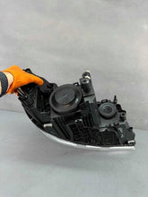 Load image into Gallery viewer, Frontscheinwerfer Skoda Octavia II 103419012984 Links Scheinwerfer Headlight SCH9322919825ka