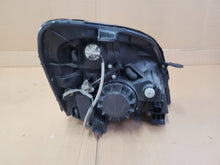 Laden Sie das Bild in den Galerie-Viewer, Frontscheinwerfer Hyundai H1 Starex 082211136 Links Scheinwerfer Headlight SCH7503018373kx