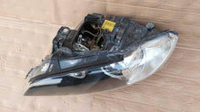 Load image into Gallery viewer, Frontscheinwerfer BMW 3 E93 Coupe E92 030123027-10 Xenon Links Headlight SCH4811219700at