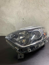 Load image into Gallery viewer, Frontscheinwerfer Renault Captur I 260603859R Ein Stück (Rechts oder Links) SCH5050652469ng