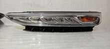 Laden Sie das Bild in den Galerie-Viewer, Frontscheinwerfer Hyundai Kona 92207J92 92208-J90 LED Ein Satz Headlight SCH2629352346tw