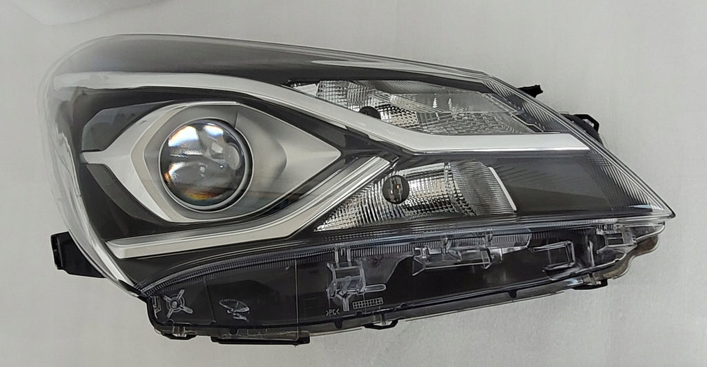 Frontscheinwerfer Toyota Yaris Rechts Scheinwerfer Headlight