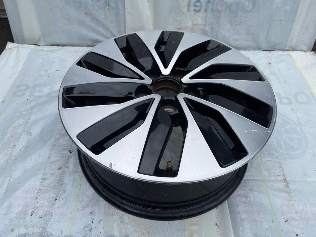 1x Alufelge 15 Zoll 5.5" 5x100 38ET Glanz Schwarz 6C0601025 VW Polo Rim Wheel