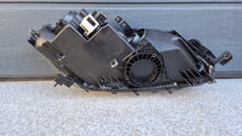 Laden Sie das Bild in den Galerie-Viewer, Frontscheinwerfer Mazda Cx7 Xenon Links Scheinwerfer Headlight SCH5661035177yy