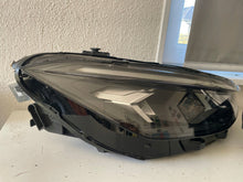 Laden Sie das Bild in den Galerie-Viewer, Frontscheinwerfer VW Passat 3J1941005 3J1941006 LED Ein Satz Headlight SCH9089329999tg