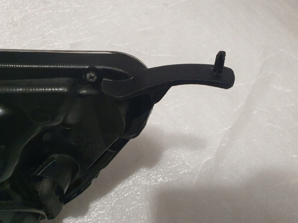 Frontscheinwerfer Mitsubishi Colt Xenon Ein Stück (Rechts oder Links) Headlight