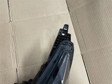 Laden Sie das Bild in den Galerie-Viewer, Frontscheinwerfer Opel Astra K 39158005 Links Scheinwerfer Headlight SCH1186405021fe