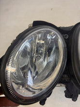 Laden Sie das Bild in den Galerie-Viewer, Frontscheinwerfer Mercedes-Benz W211 15435901 Links Scheinwerfer Headlight SCH2126325546pz