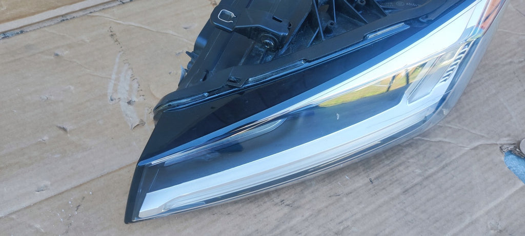 Frontscheinwerfer Audi Q2 81A941033 LED Links Scheinwerfer Headlight