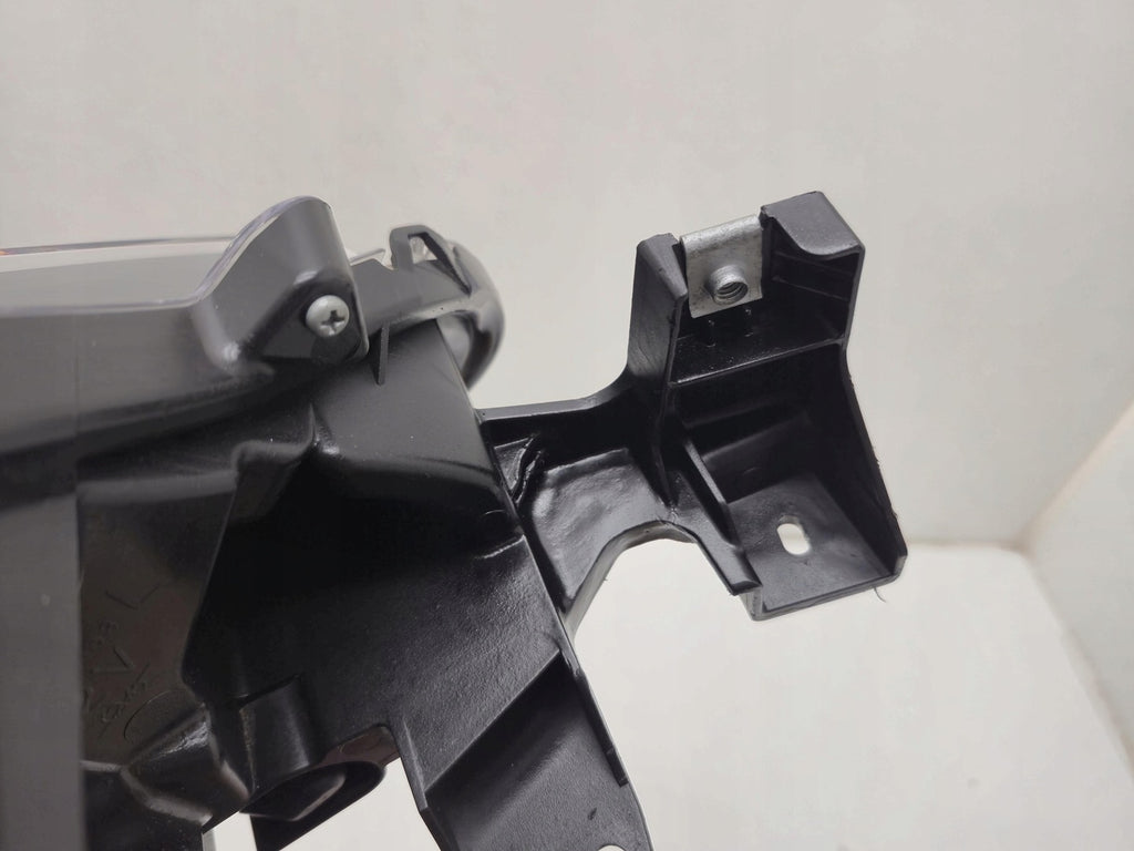 Frontscheinwerfer Mitsubishi Eclipse Cross LED Ein Stück (Rechts oder Links)