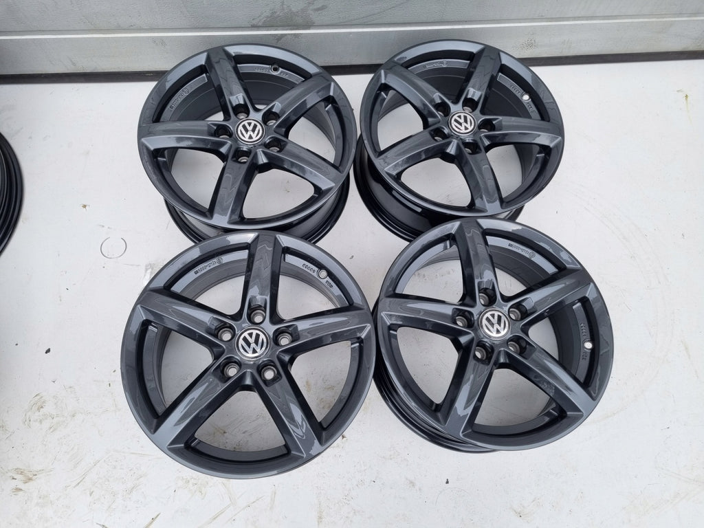 4x Alufelge 16 Zoll 6.5" 5x112 46ET Silber 5G0601025 VW Golf VIII Touran Caddy FEL4553015513ke