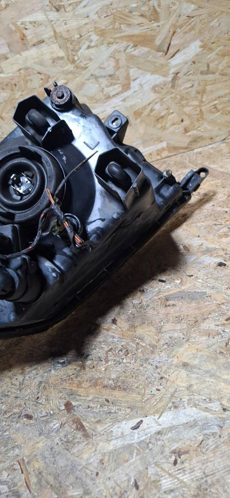 Frontscheinwerfer Mitsubishi Pajero I Ein Satz Scheinwerfer Headlight SCH6590790890qj