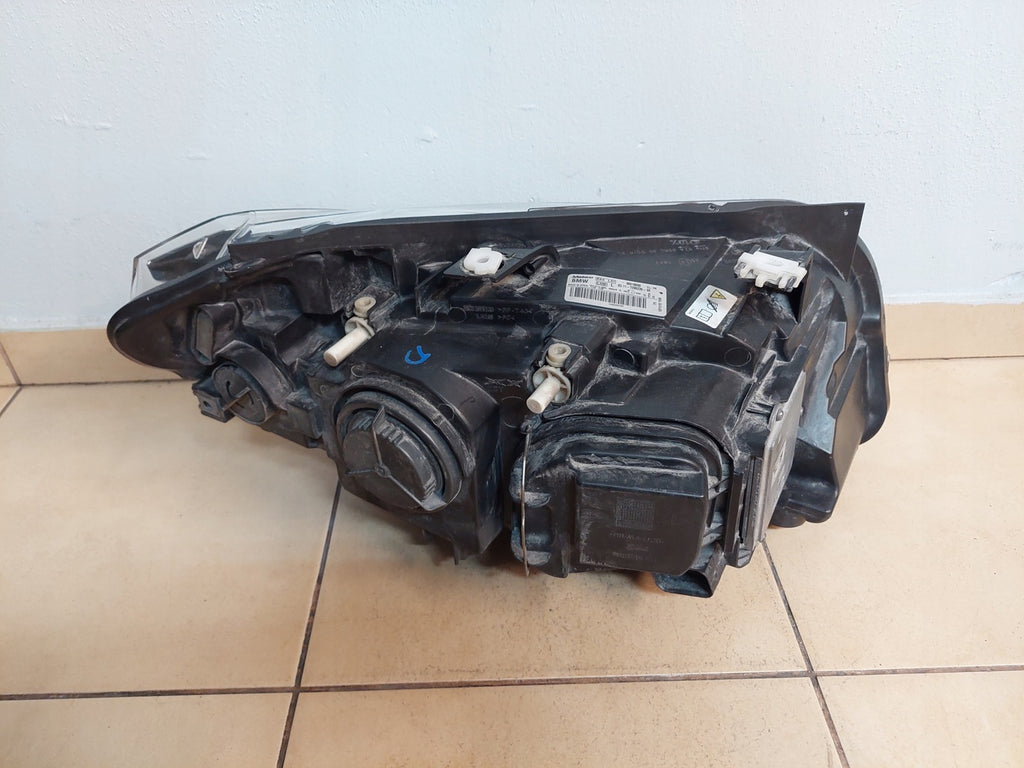 Frontscheinwerfer BMW X1 F48 90018091 6311-7290240-06 90018090 Xenon Ein Satz SCH8819674773ef