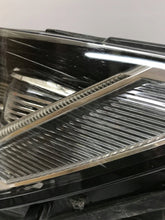 Load image into Gallery viewer, Frontscheinwerfer VW Passat B8 3G1941081H Links Scheinwerfer Headlight SCH9204293848tm