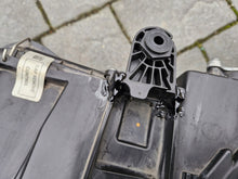 Laden Sie das Bild in den Galerie-Viewer, Frontscheinwerfer Seat Ateca 576941005A LED Links Scheinwerfer Headlight