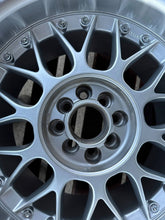 Load image into Gallery viewer, 1x Alufelge 16 Zoll 9.0" 4x100 15ET Glanz Silber KT4-9010 BMW 3 E30 Golf I FEL5597361587ck