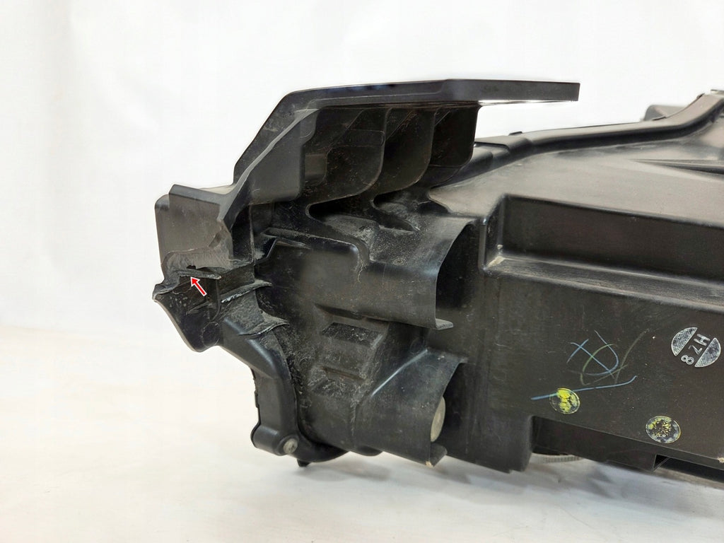Frontscheinwerfer Mazda 3 BCJH-51030 Rechts Scheinwerfer Headlight SCH8033182400yp