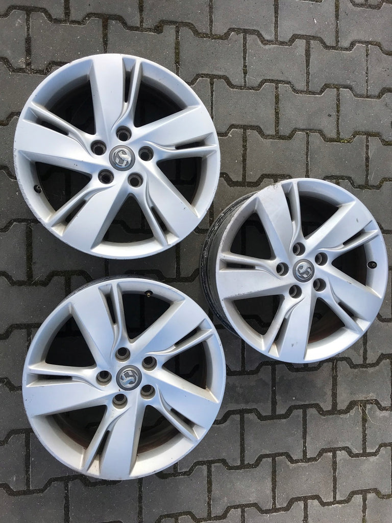 1x Alufelge 17 Zoll 7.0" 5x115 44ET 13367272 Opel Rim Wheel