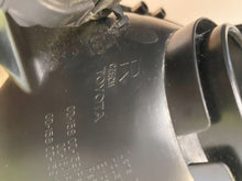 Load image into Gallery viewer, Frontscheinwerfer Toyota Yaris Rechts Scheinwerfer Headlight