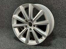 Load image into Gallery viewer, 1x Alufelge 17 Zoll 7.0" 5x112 45ET Glanz Silber 2GA601025M 2GA071497 VW T-Roc FEL2606754901hk