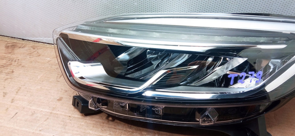 Frontscheinwerfer Renault Captur 260609454R JK62-13W029 LED Rechts oder Links SCH6526690369lj