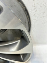 Laden Sie das Bild in den Galerie-Viewer, 1x Alufelge 18 Zoll 6.5&quot; 5x114.3 8086-5A Nissan Qashqai J10 Rim Wheel