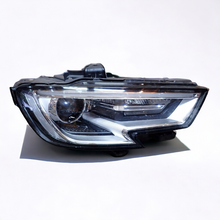 Laden Sie das Bild in den Galerie-Viewer, Frontscheinwerfer Audi A3 8V0941006E 90104557 Xenon Rechts Headlight