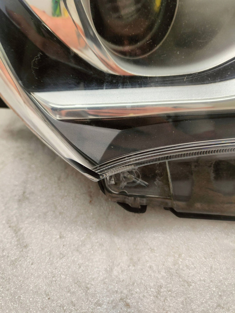 Frontscheinwerfer Toyota Yaris Rechts Scheinwerfer Headlight