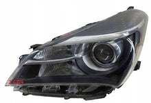 Laden Sie das Bild in den Galerie-Viewer, Frontscheinwerfer Toyota Yaris KOL15188 Links Scheinwerfer Headlight SCH4940164405qq