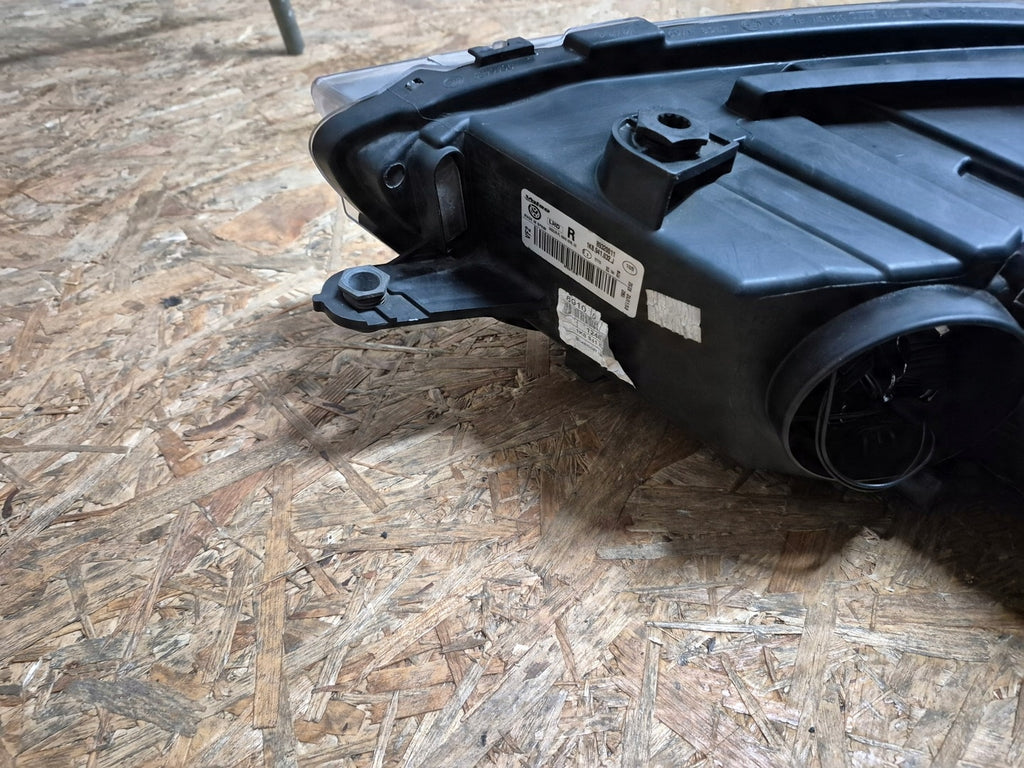 Frontscheinwerfer VW Scirocco 1K8941032J Xenon Rechts Scheinwerfer Headlight