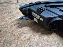 Laden Sie das Bild in den Galerie-Viewer, Frontscheinwerfer VW Scirocco 1K8941032J Xenon Rechts Scheinwerfer Headlight