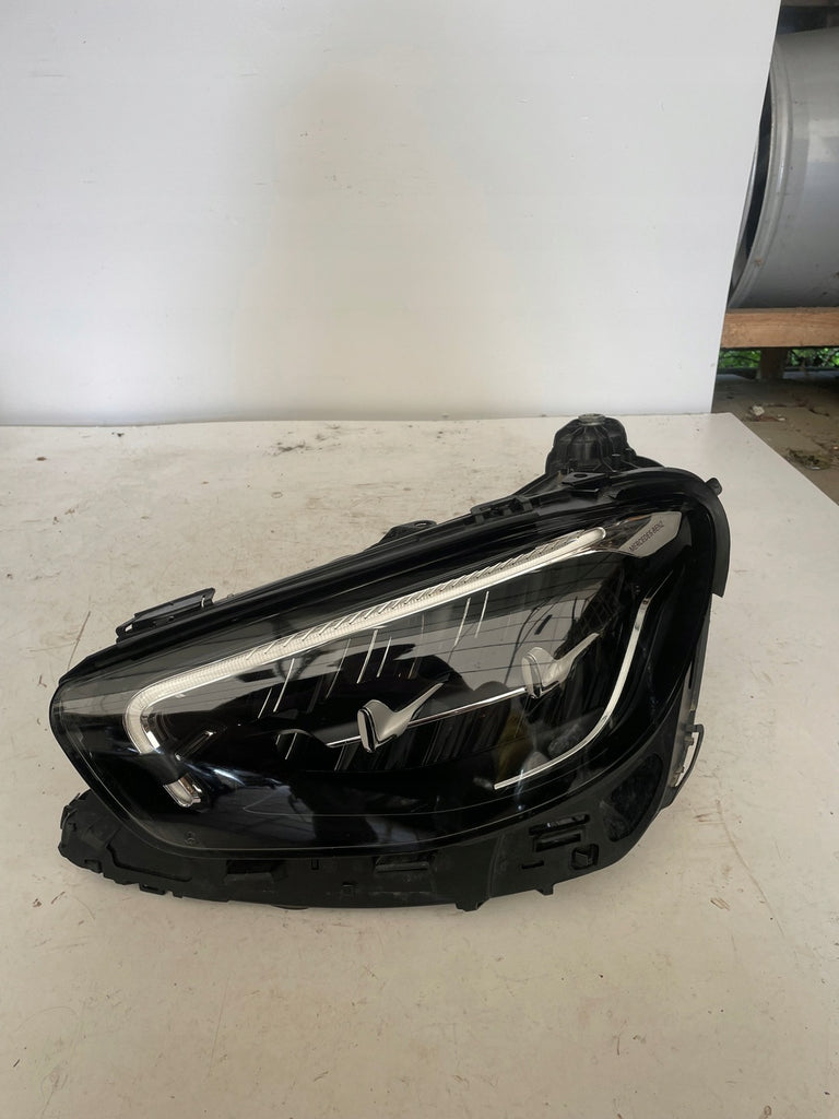 Frontscheinwerfer Mercedes-Benz W213 A2139067509 A2139064910 LED Links Headlight SCH2347747667ki