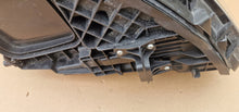 Laden Sie das Bild in den Galerie-Viewer, Frontscheinwerfer Mercedes-Benz W177 A1779063805 Rechts Scheinwerfer Headlight SCH9450381803du