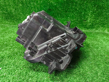 Laden Sie das Bild in den Galerie-Viewer, Frontscheinwerfer Hyundai Tucson 92101N7100 Links Scheinwerfer Headlight SCH1542009851yp