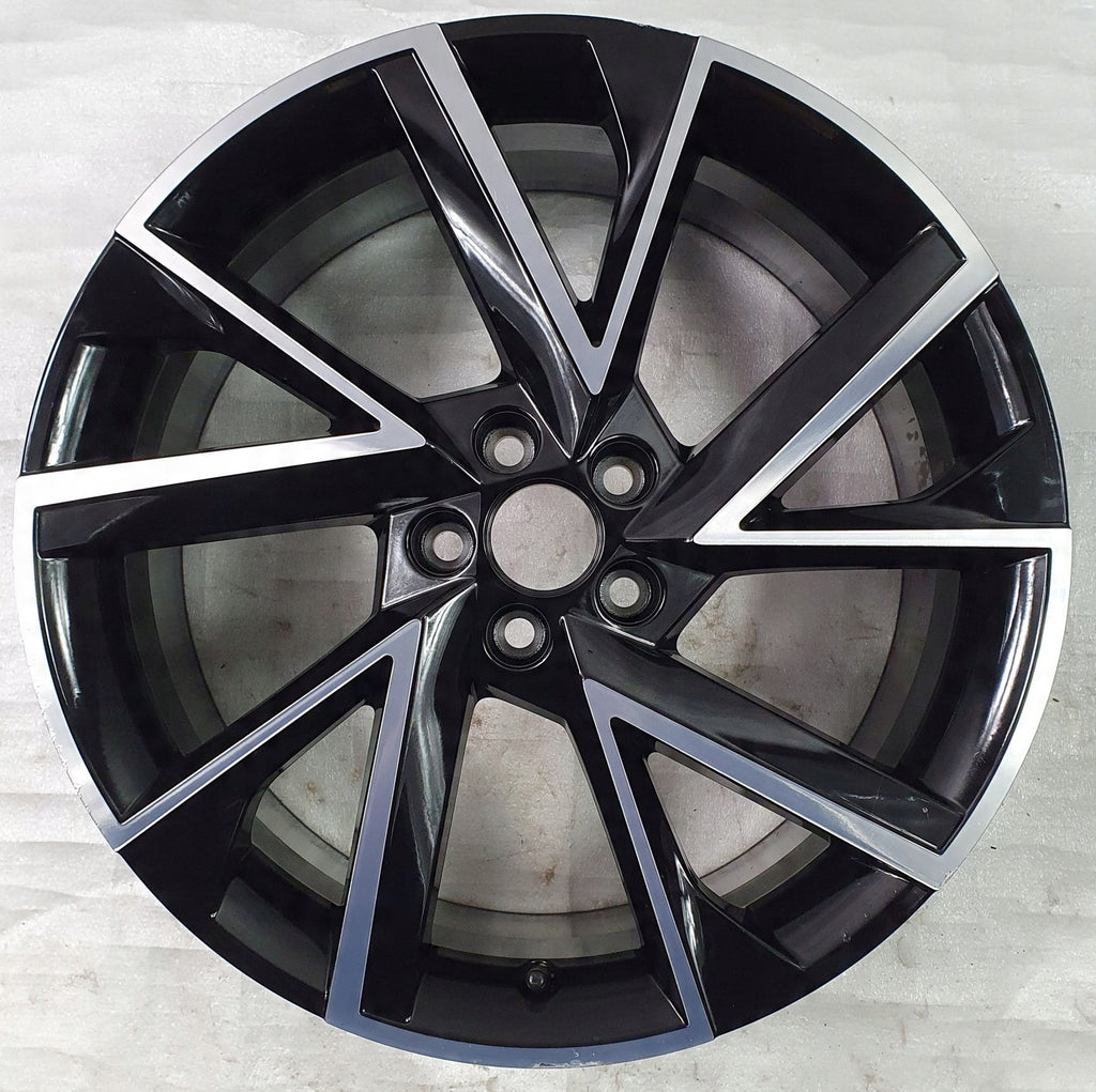 1x Alufelge 18 Zoll 7.0" 5x112 39ET 657601025G 657601025A Skoda Scala Kamiq