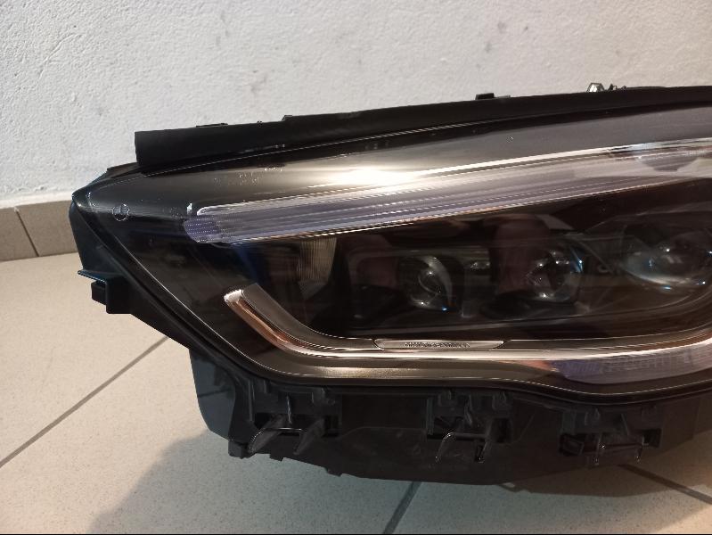 Frontscheinwerfer Mercedes-Benz W247 A2479064105 Links Scheinwerfer Headlight