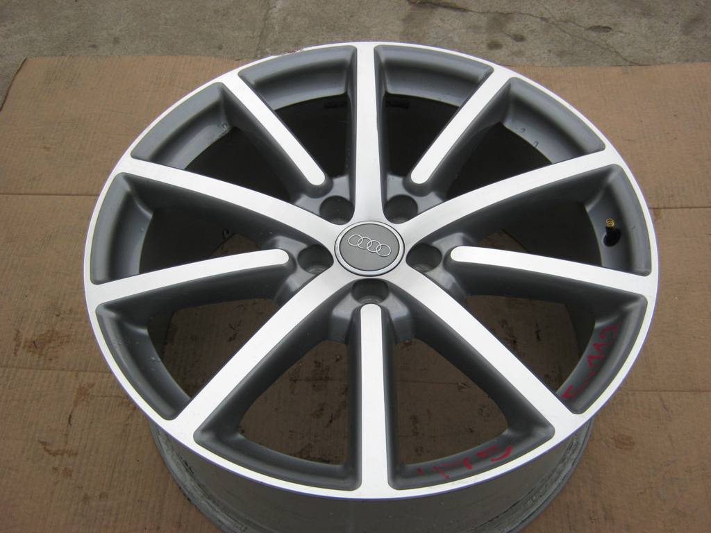 1x Alufelge 19 Zoll 8.5" 5x112 33ET 8R0071490A Audi Q5 Rim Wheel