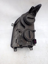 Laden Sie das Bild in den Galerie-Viewer, Frontscheinwerfer VW Crafter 9068201361 2E1941006 Ein Stück (Rechts oder Links) SCH2708215775tm