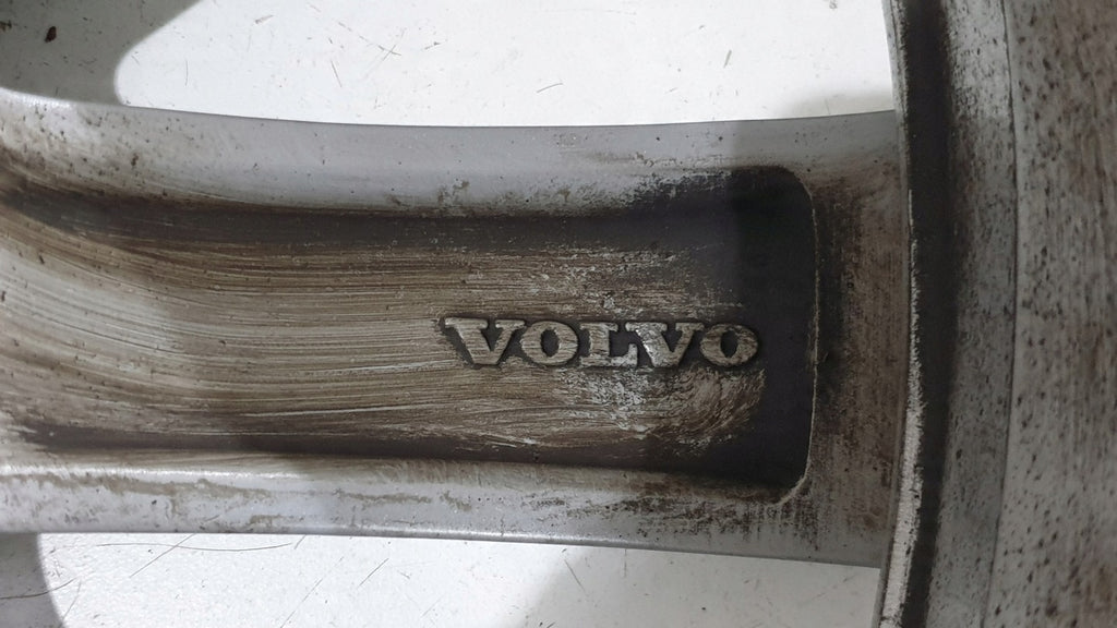 1x Alufelge 18 Zoll 8.0" 5x108 42ET 31445301 Volvo S90 V90 Rim Wheel