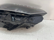 Laden Sie das Bild in den Galerie-Viewer, Frontscheinwerfer VW Passat B8 3G1941082 Rechts Scheinwerfer Headlight