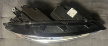 Laden Sie das Bild in den Galerie-Viewer, Frontscheinwerfer VW Touran 5TB941036B LED Rechts Scheinwerfer Headlight