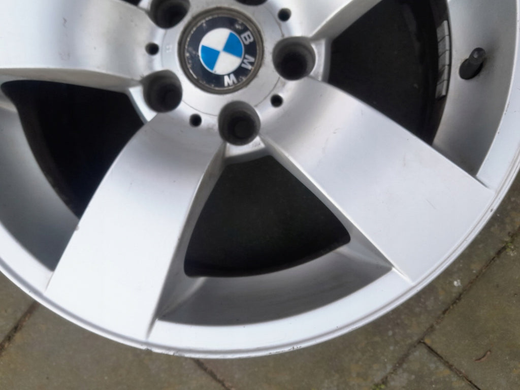 1x Alufelge 17 Zoll 8.0" 5x120 20ET Glanz Schwarz 6760615 BMW 5 E60 E61 FEL7539278201uz