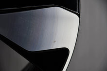 Laden Sie das Bild in den Galerie-Viewer, 1x Alufelge 16 Zoll 7.0" 5x112 48ET Glanz Schwarz 5H0601025AG VW Rim Wheel FEL1651205294hm