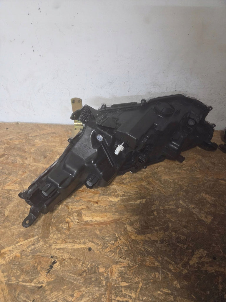 Frontscheinwerfer Toyota Yaris ENK08 LED Ein Satz Scheinwerfer Headlight SCH7834747668hz