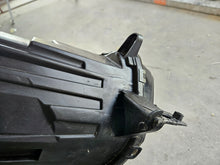 Load image into Gallery viewer, Frontscheinwerfer Dacia Sandero III Logan Jogger 260602561 LED Rechts oder Links