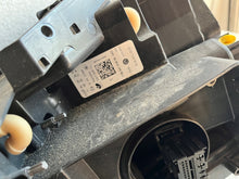 Laden Sie das Bild in den Galerie-Viewer, Frontscheinwerfer VW 11B941036M Full LED Rechts Scheinwerfer Headlight SCH5684467371lq